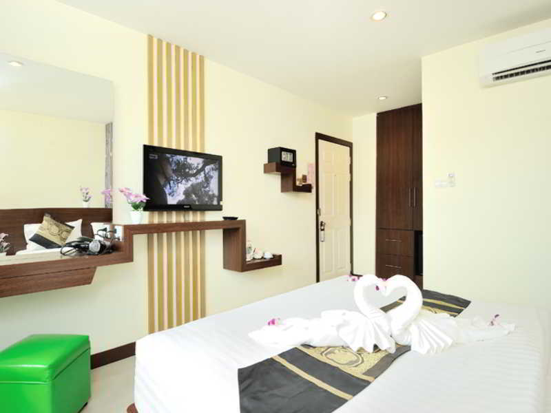 Pimrada Hotel Patong Exterior photo